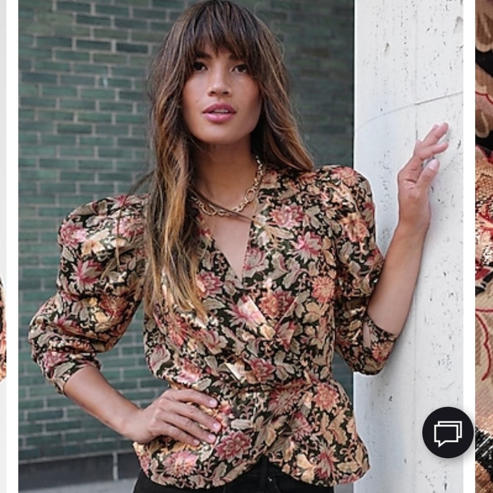 Express floral blouse 👚 ✨️